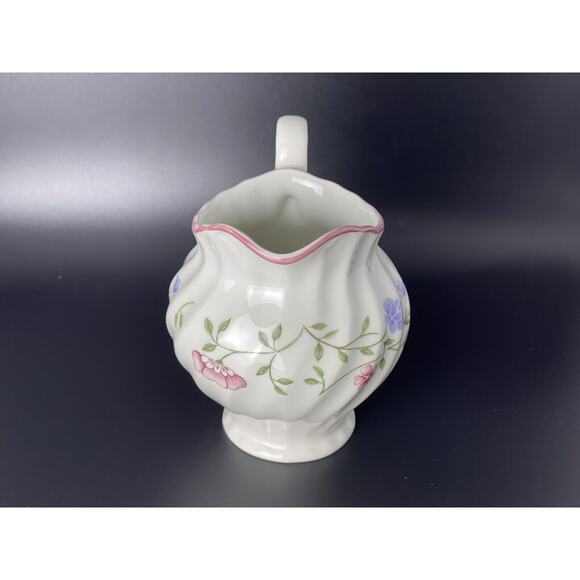 Johnson Brothers Summer Chintz Made in England Creamer 4.5”x 5.5” Incl. Handle - Picture 5 of 10